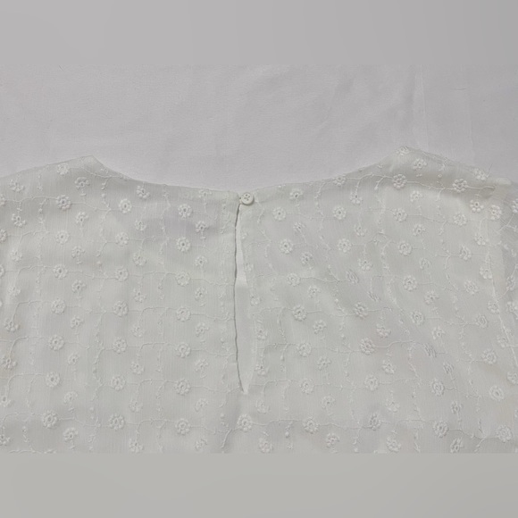 BB Dakota Chiffon Cloud Nine Blouse - Picture 9 of 13